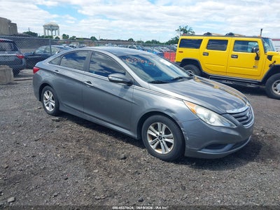 Photo HYUNDAI sonata gls.