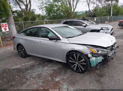 Photo NISSAN altima 2.5 sr.