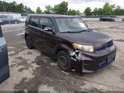 Photo SCION xb  .