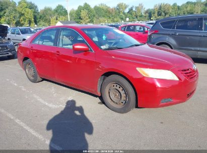 Photo TOYOTA camry le.