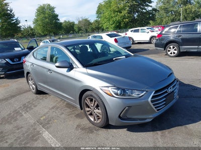 Photo HYUNDAI elantra se.