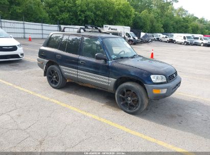 Photo TOYOTA rav4  .