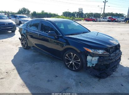 Photo TOYOTA camry se.