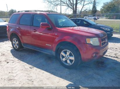 Photo FORD escape limited.