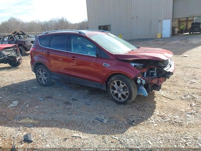 Photo FORD escape titanium.