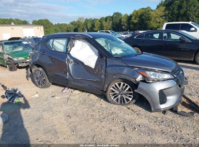 Photo NISSAN kicks sv xtronic cvt.