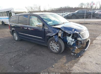 Photo CHRYSLER town & country limited.
