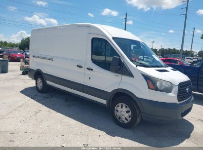Photo FORD transit-250  .