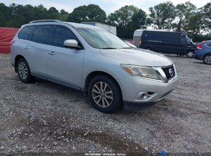 Photo NISSAN pathfinder sv.