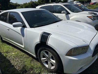 Photo DODGE charger se.