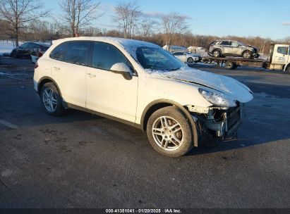 Photo PORSCHE cayenne  .