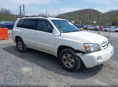 Photo TOYOTA highlander v6.