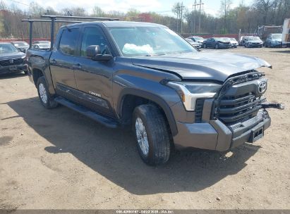 Photo TOYOTA tundra sr5 4wd.