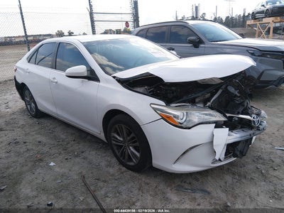 Photo TOYOTA camry se.