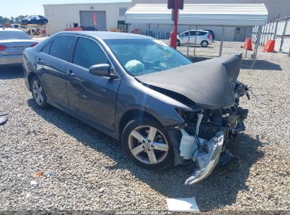 Photo TOYOTA camry se.