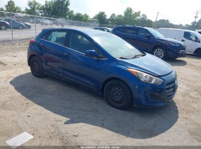 Photo HYUNDAI elantra gt  .