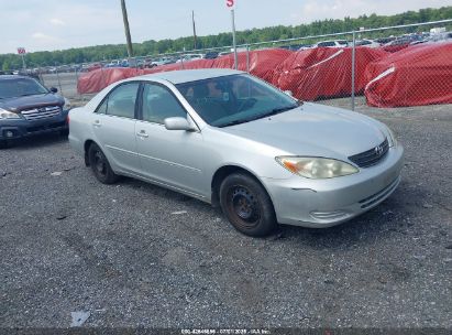 Photo TOYOTA camry le.