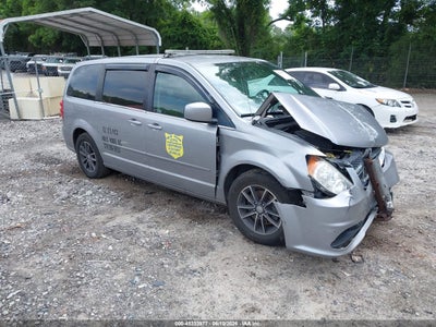 Photo DODGE grand caravan sxt.