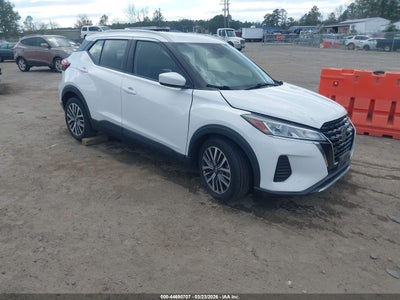 Photo NISSAN kicks sv xtronic cvt.