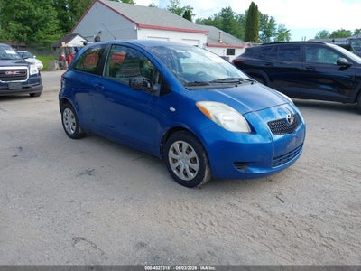 Photo TOYOTA yaris  .