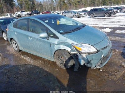 Photo TOYOTA prius four.