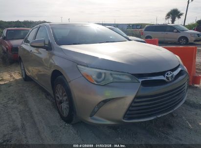 Photo TOYOTA camry le.