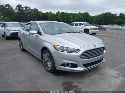 Photo FORD fusion titanium.