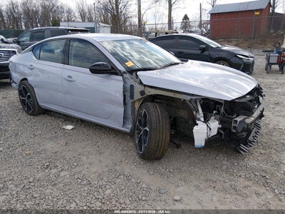 Photo NISSAN altima sr awd.