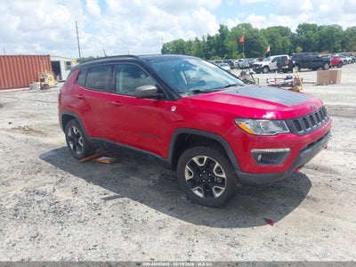 Photo JEEP compass trailhawk 4x4.