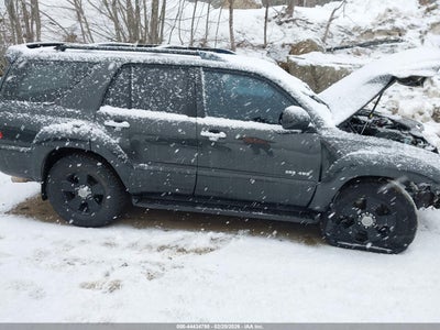 Photo TOYOTA 4runner sr5 v8.