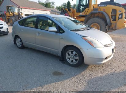 Photo TOYOTA prius  .