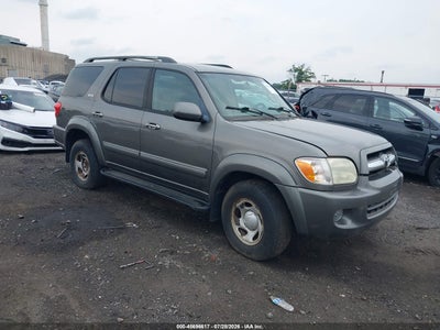 Photo TOYOTA sequoia sr5 v8.