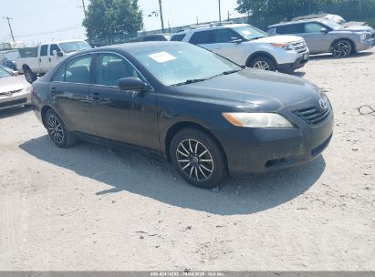 Photo TOYOTA camry le.