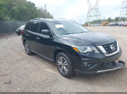 Photo NISSAN pathfinder sv.