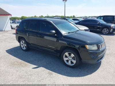 Photo JEEP compass sport.