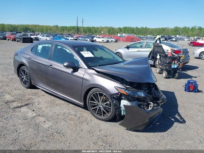 Photo TOYOTA camry se.