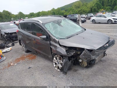Photo FORD escape titanium.