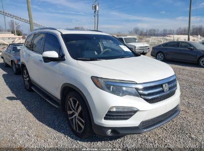 Photo HONDA pilot touring.