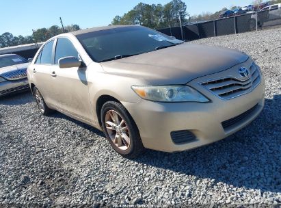Photo TOYOTA camry le.