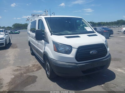 Photo FORD transit-150  .