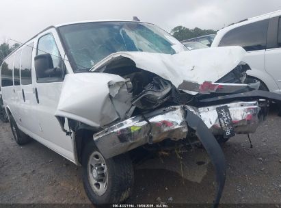 Photo CHEVROLET express 3500 lt.