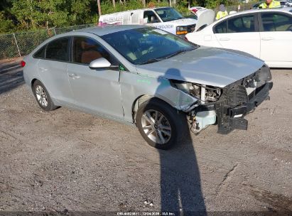 Photo HYUNDAI sonata  .