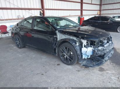 Photo TOYOTA camry se.