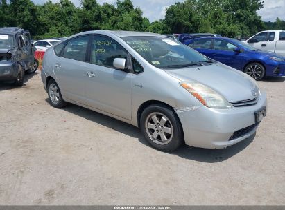 Photo TOYOTA prius  .