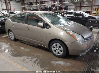 Photo TOYOTA prius  .