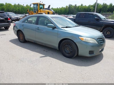 Photo TOYOTA camry le.