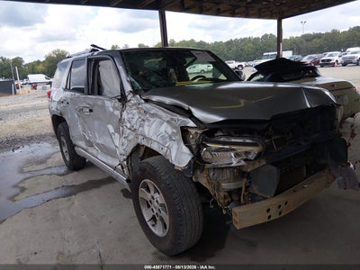 Photo TOYOTA 4runner sr5.