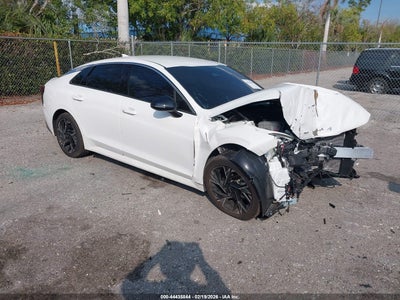 Photo KIA k5 gt-line fwd.