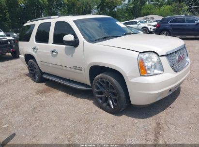 Photo GMC yukon denali.