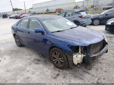 Photo TOYOTA camry le.